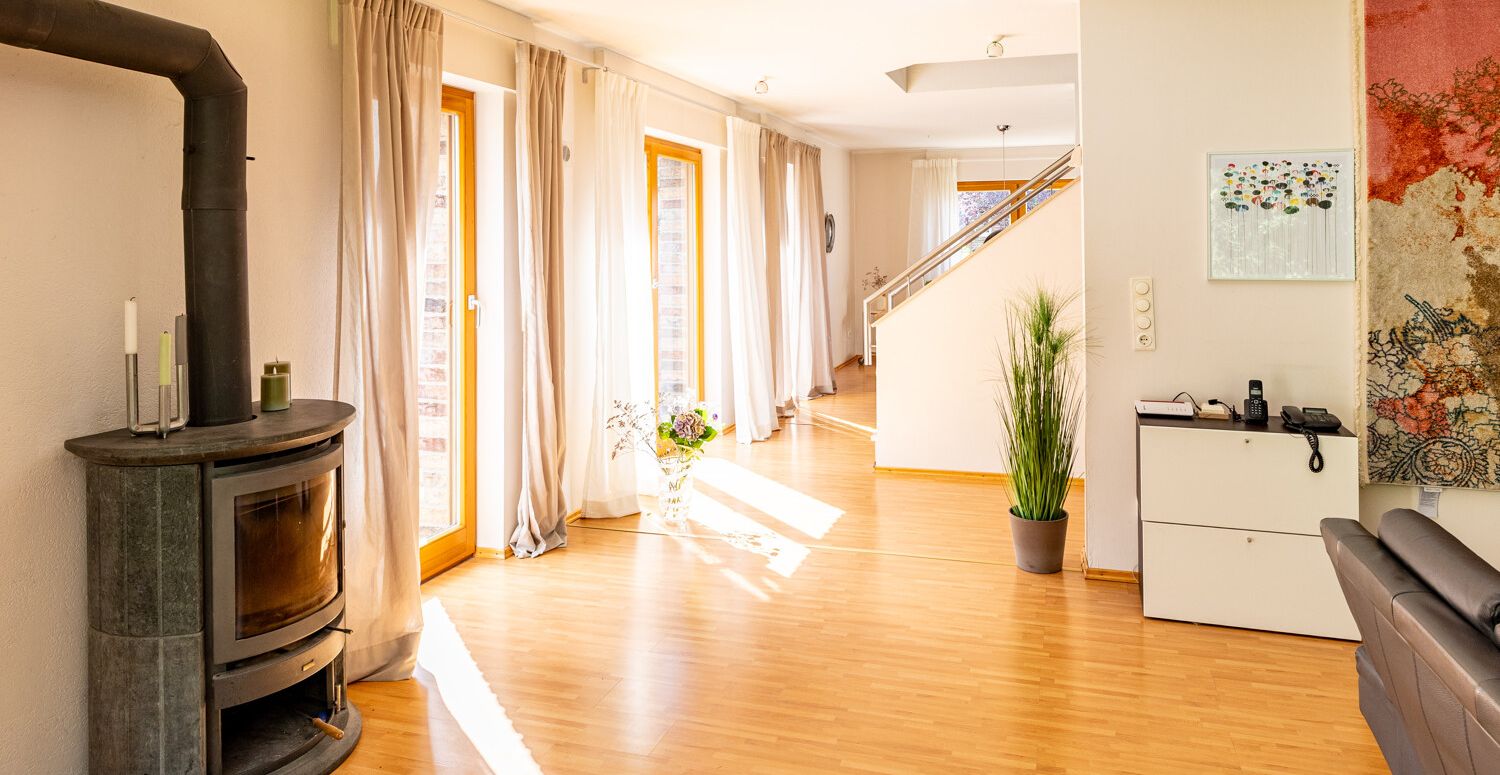 Kaminofen, raumhohe Fenster