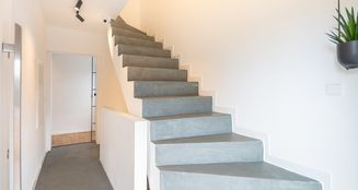 von_poll_real_estate_property_25047039_image_1