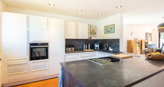 von_poll_real_estate_property_25047033c_image_1