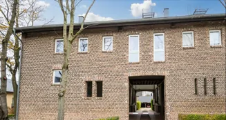 von_poll_real_estate_property_25047045_image_0