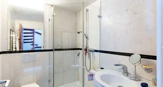 von_poll_real_estate_property_25047055_image_12