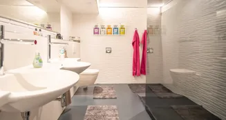 von_poll_real_estate_property_25047033d_image_12