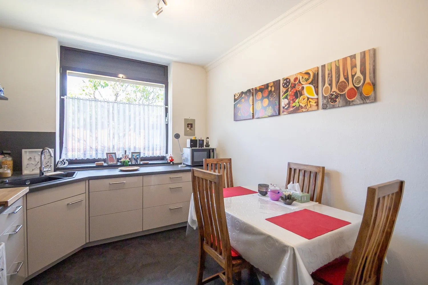 Küche - Einliegerwohnung