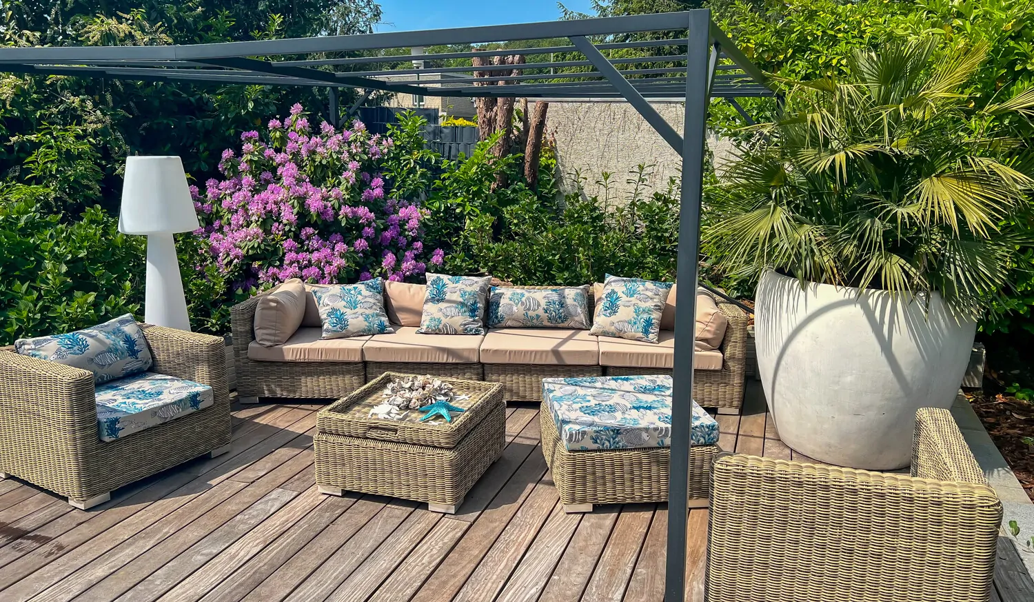 Poolterrasse