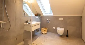 von_poll_real_estate_property_25047052_image_8