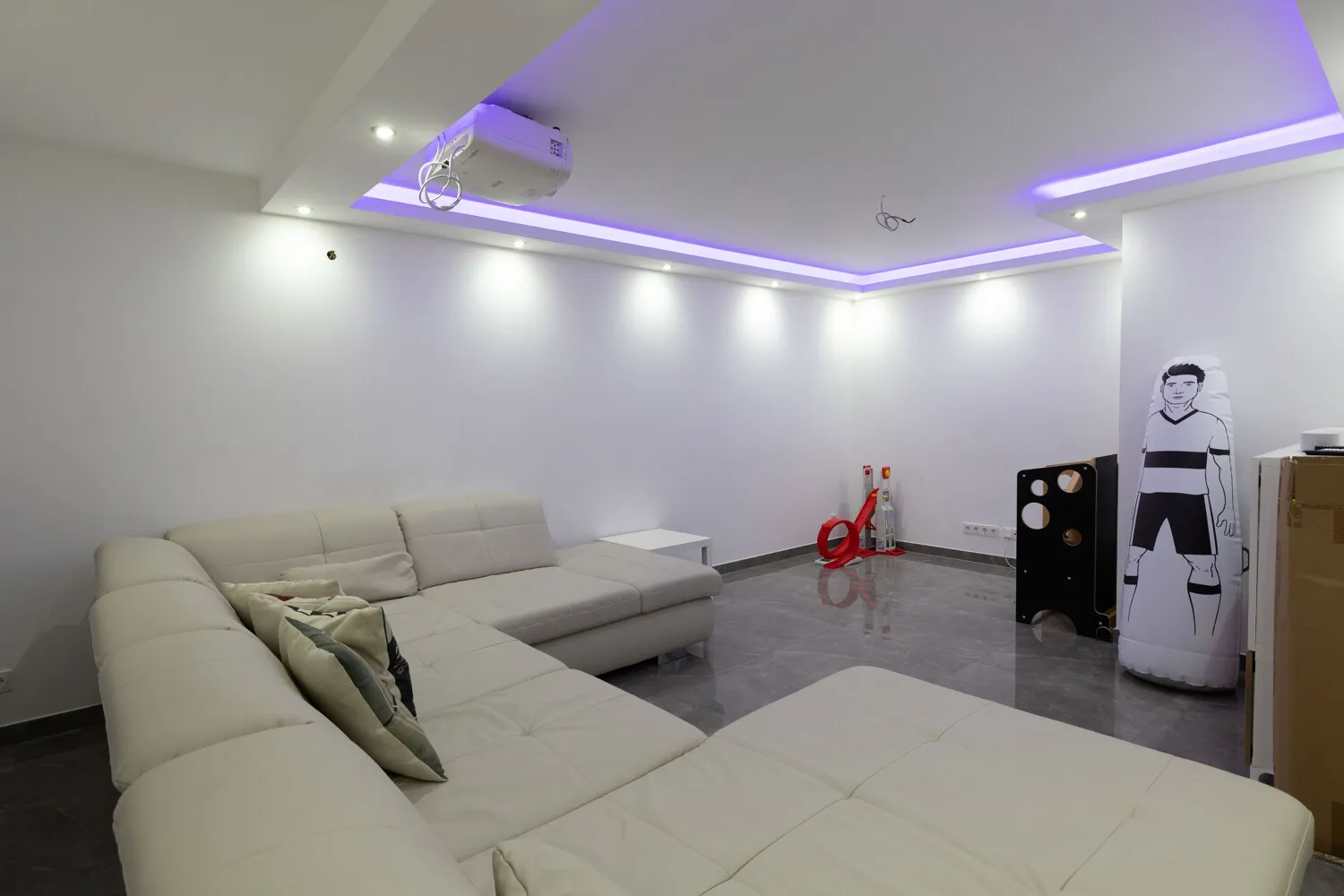 Souterrain: Heimkino
