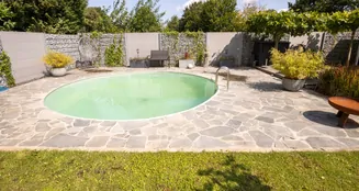 von_poll_real_estate_property_25047035B_image_3