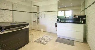 von_poll_real_estate_property_23047050D_image_17