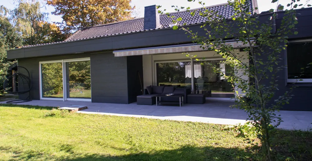 Rückansicht/Terrasse