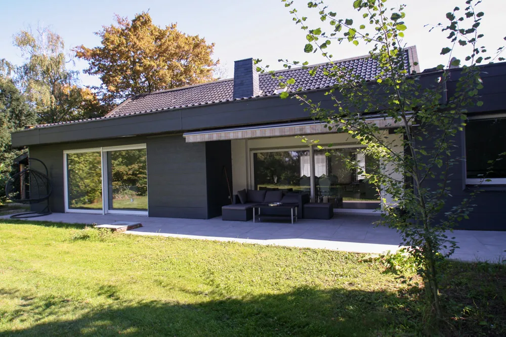 Rückansicht/Terrasse