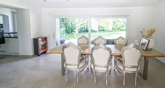 von_poll_real_estate_property_23047050D_image_12