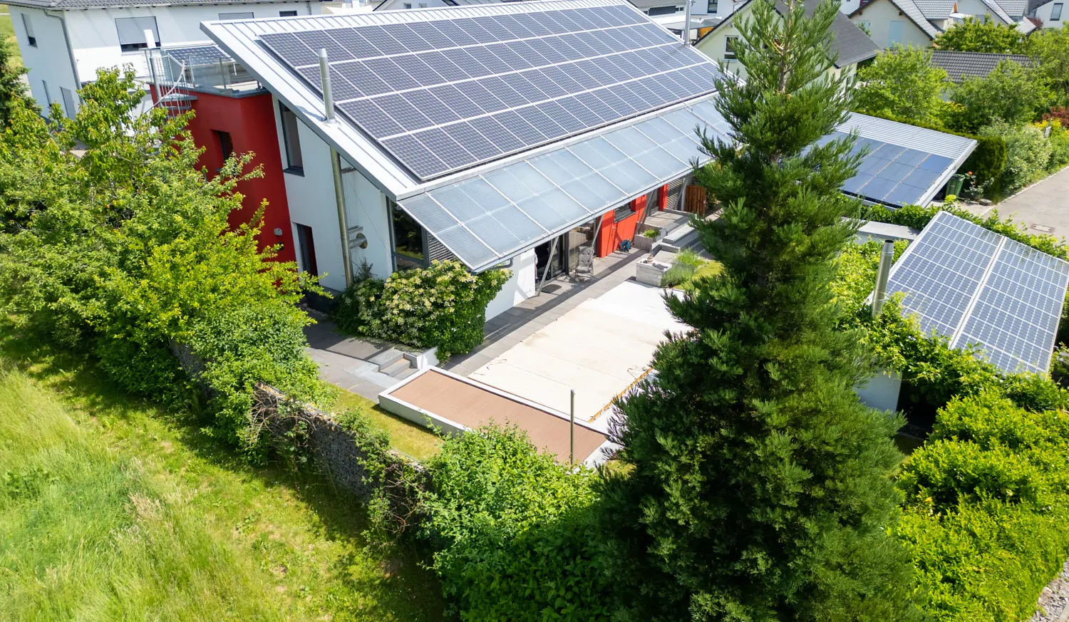 VON POLL IMMOBILIEN VS