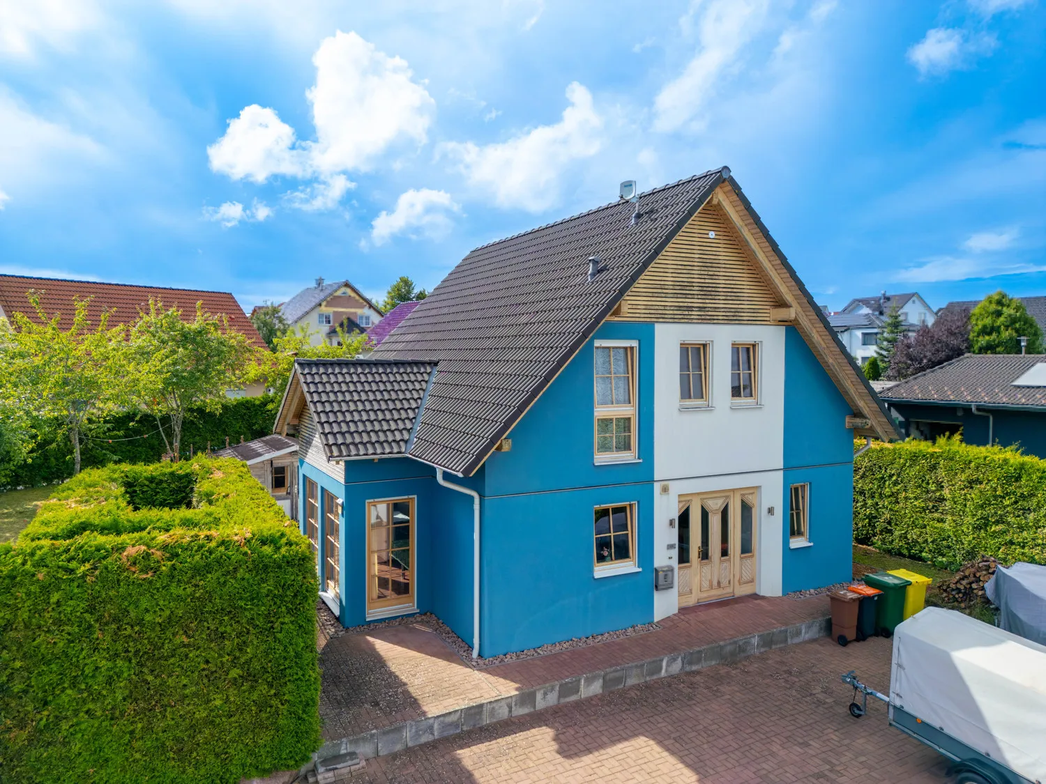 VON POLL IMMOBILIEN VS