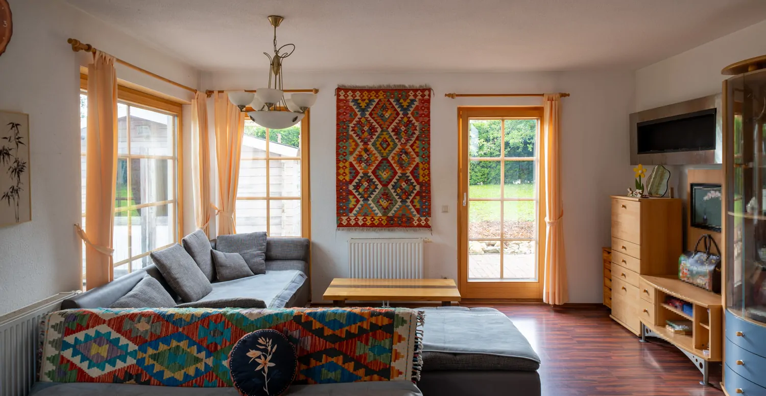 Wohnbereich mit Terrassenzugang