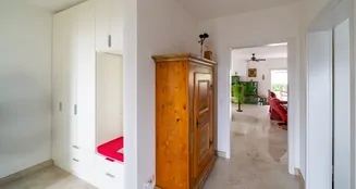 von_poll_real_estate_property_25060011_image_2