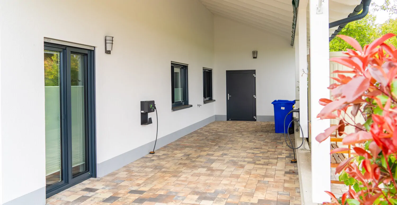 Carport mit Wallbox