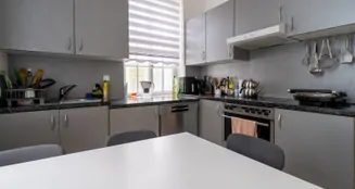 von_poll_real_estate_property_25060013_image_9