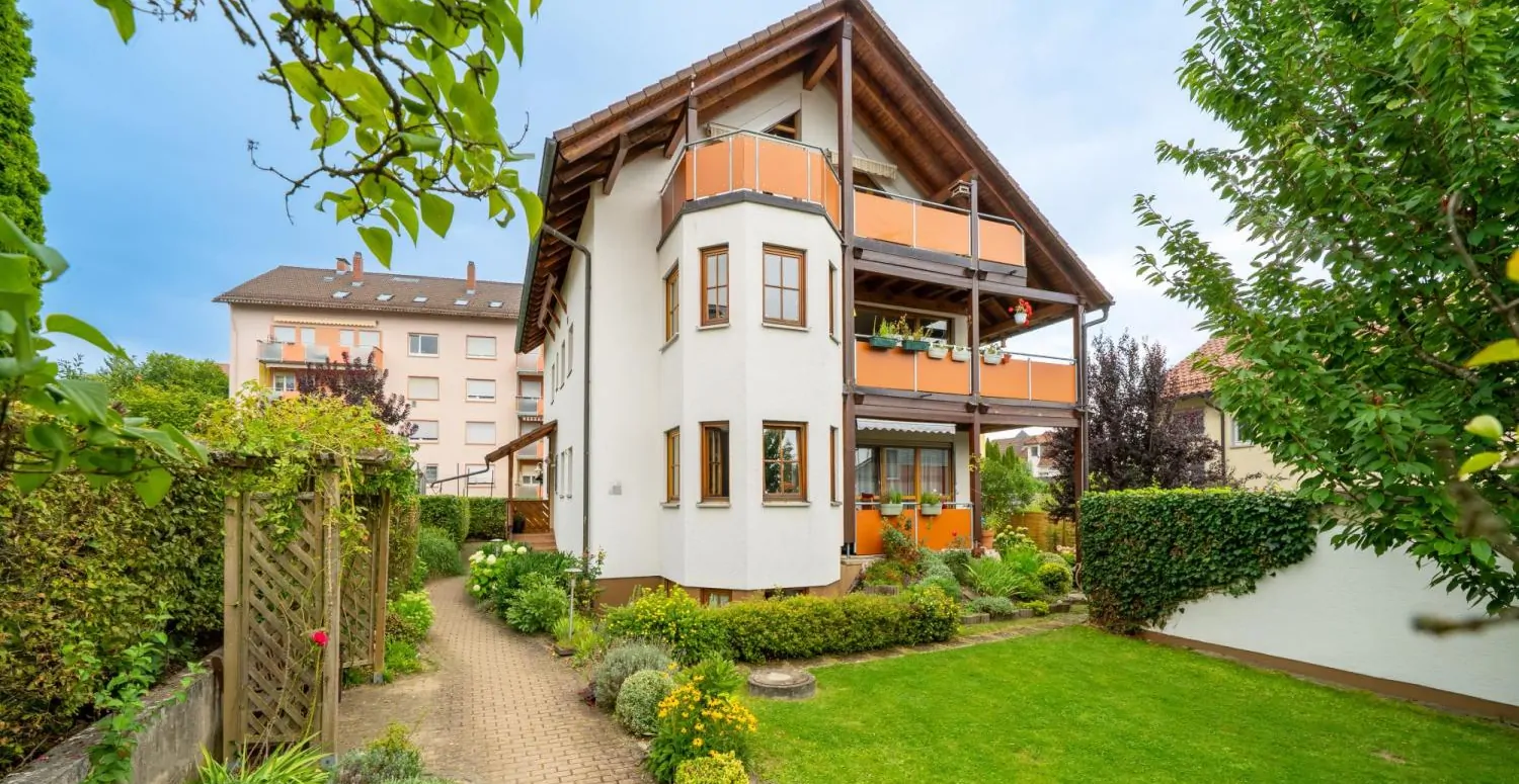 Sehr gepflegtes Mehrfamilienhaus im top Zustand als gute Kapitalanlage in VS-Villingen