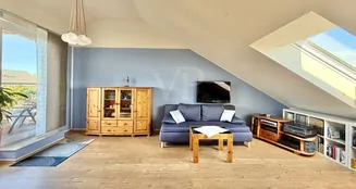 von_poll_real_estate_property_25068059_image_9