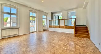 von_poll_real_estate_property_250680353OG_image_1