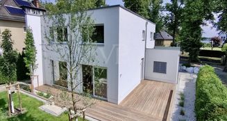 von_poll_real_estate_property_25068036_image_0