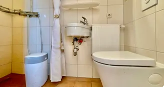 von_poll_real_estate_property_25068040_image_5