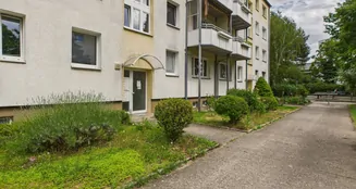 von_poll_real_estate_property_25068037_image_1