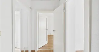 von_poll_real_estate_property_25068037_image_4