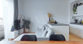 von_poll_real_estate_property_25068046_image_4