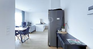 von_poll_real_estate_property_25068046_image_2