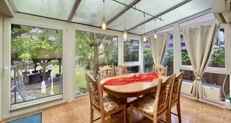 von_poll_real_estate_property_25068054_image_8