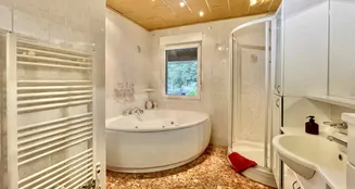 von_poll_real_estate_property_25068054_image_3