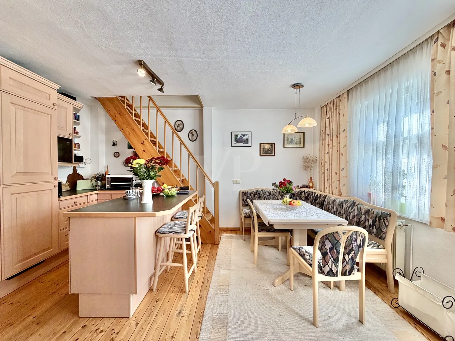 Wohnung ll Wohnküche EG