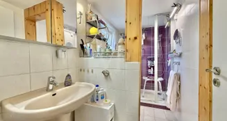 von_poll_real_estate_property_25068058_image_5