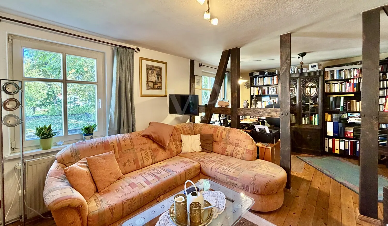 Wohnung ll Zimmer ll OG