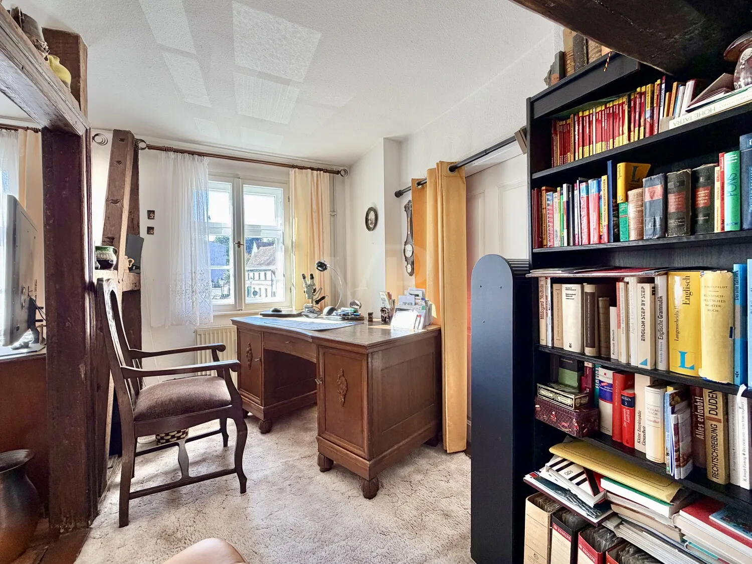 Wohnung ll Bibliothe OG