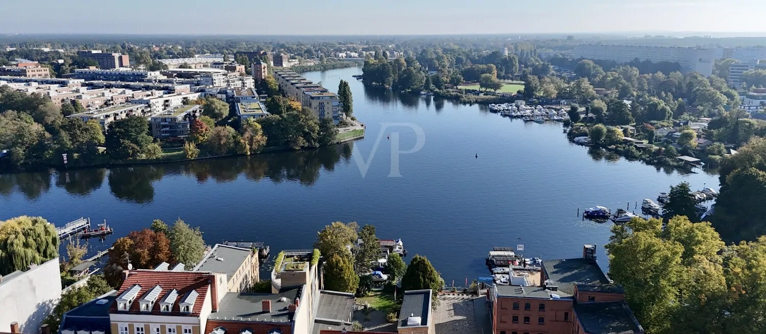 Blick zur Spree