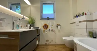 von_poll_real_estate_property_25068053_image_4