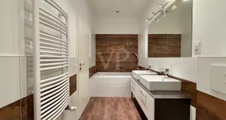 von_poll_real_estate_property_25068055WE36_image_9