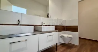 von_poll_real_estate_property_25068055WE36_image_10