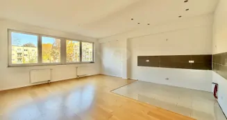 von_poll_real_estate_property_25068055WE36_image_2