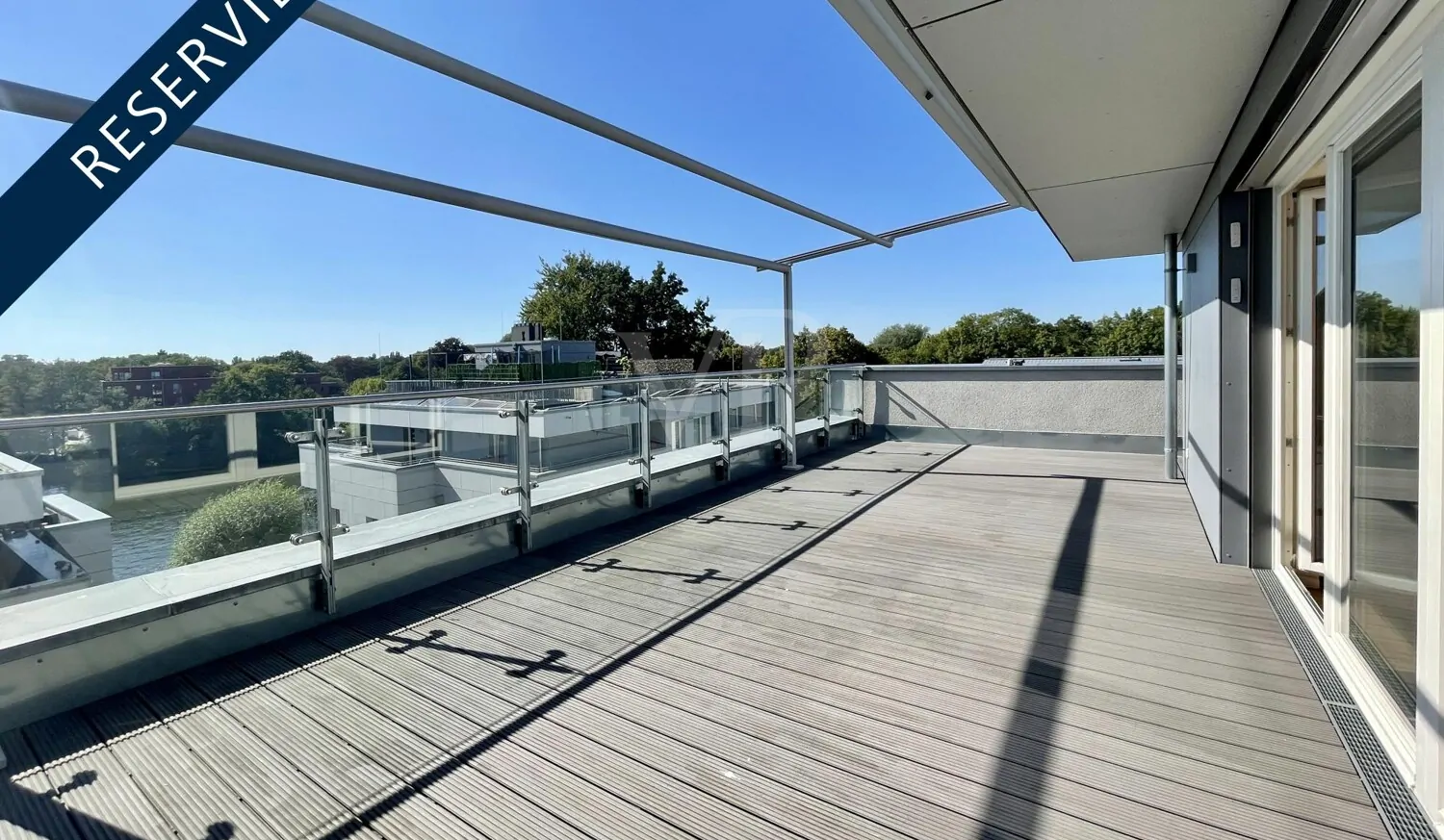 Terrasse_Westblick reserviert