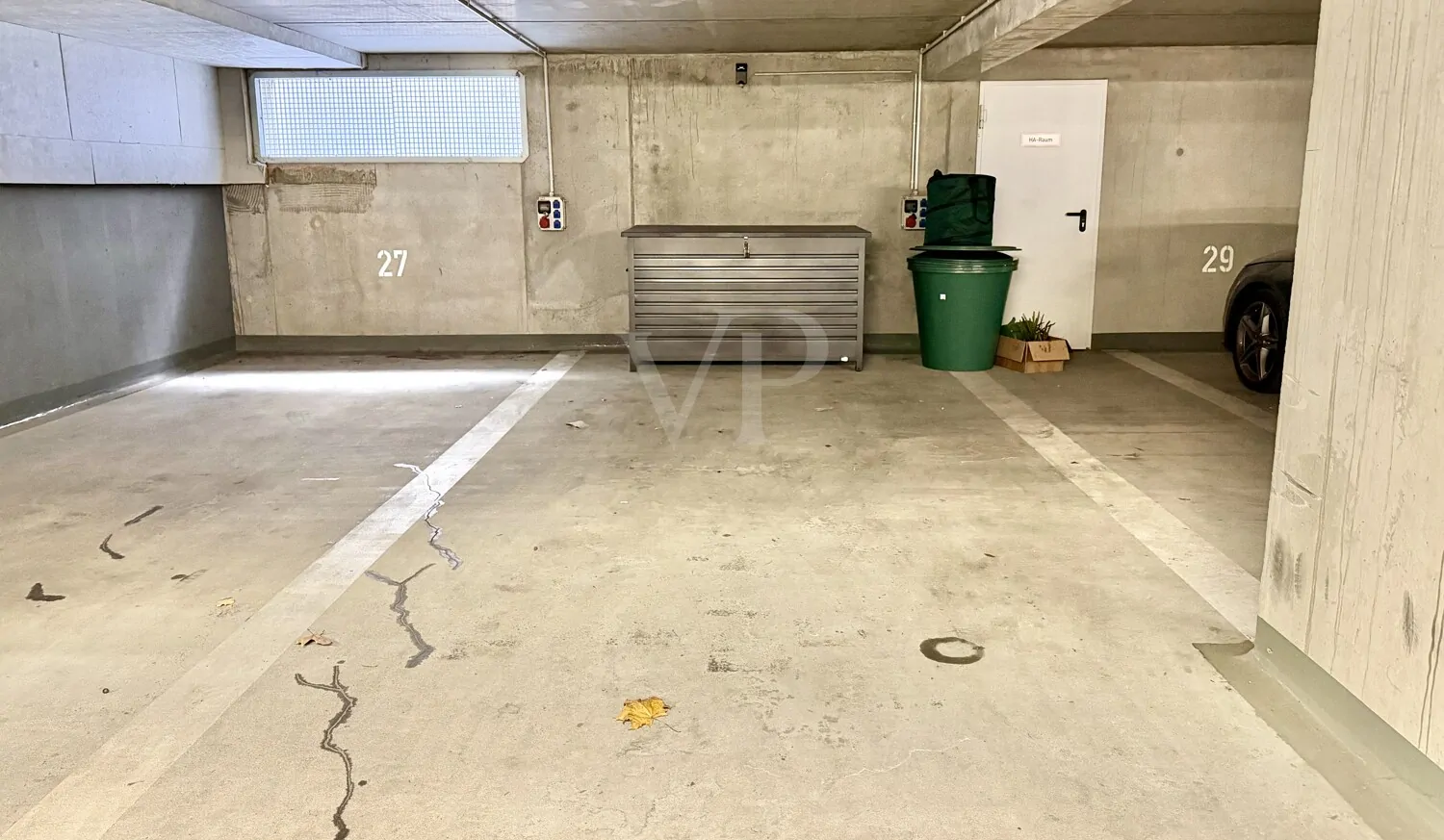 Tiefgaragenstellplatz