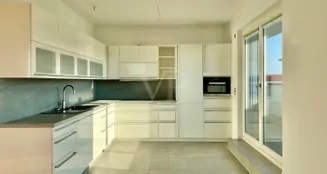 von_poll_real_estate_property_25068060WE41_image_4