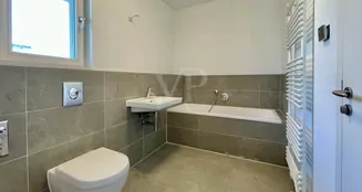 von_poll_real_estate_property_25068060WE41_image_20