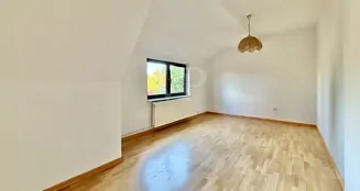 von_poll_real_estate_property_25068068_image_8