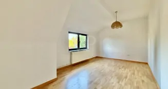 von_poll_real_estate_property_25068068_image_8