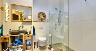 von_poll_real_estate_property_25068069WE43_image_9