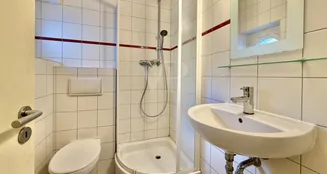 von_poll_real_estate_property_25068045_image_18