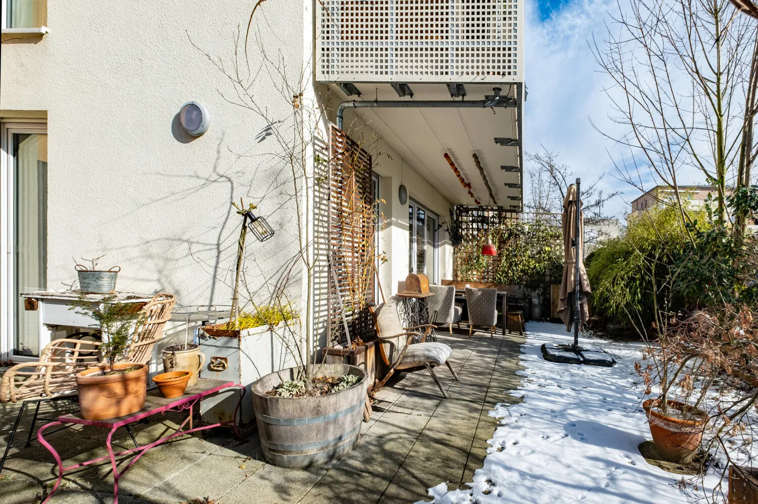 Garten mit Terrasse